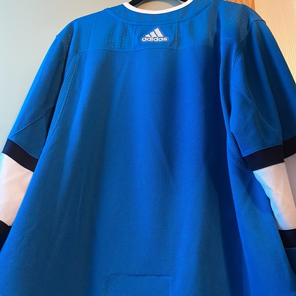 Jet’s jersey - Picture 4 of 4